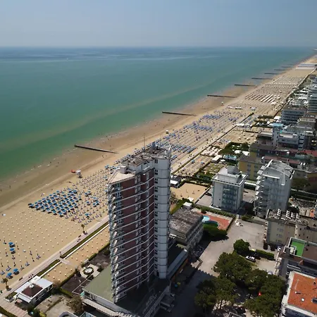 Apartment Plaza 16 - Immobiliare Living